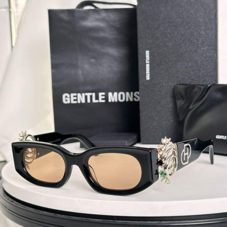 Picture of Gentle Monster Sunglasses _SKUfw66177826fw